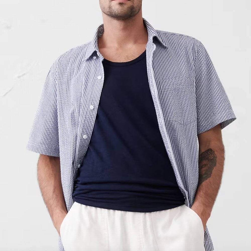 Banana Republic Factory Men's Navy/White Stripe Seersucker Shirt, Large, NWOT